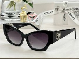 Picture of Versace Sunglasses _SKUfw55793182fw